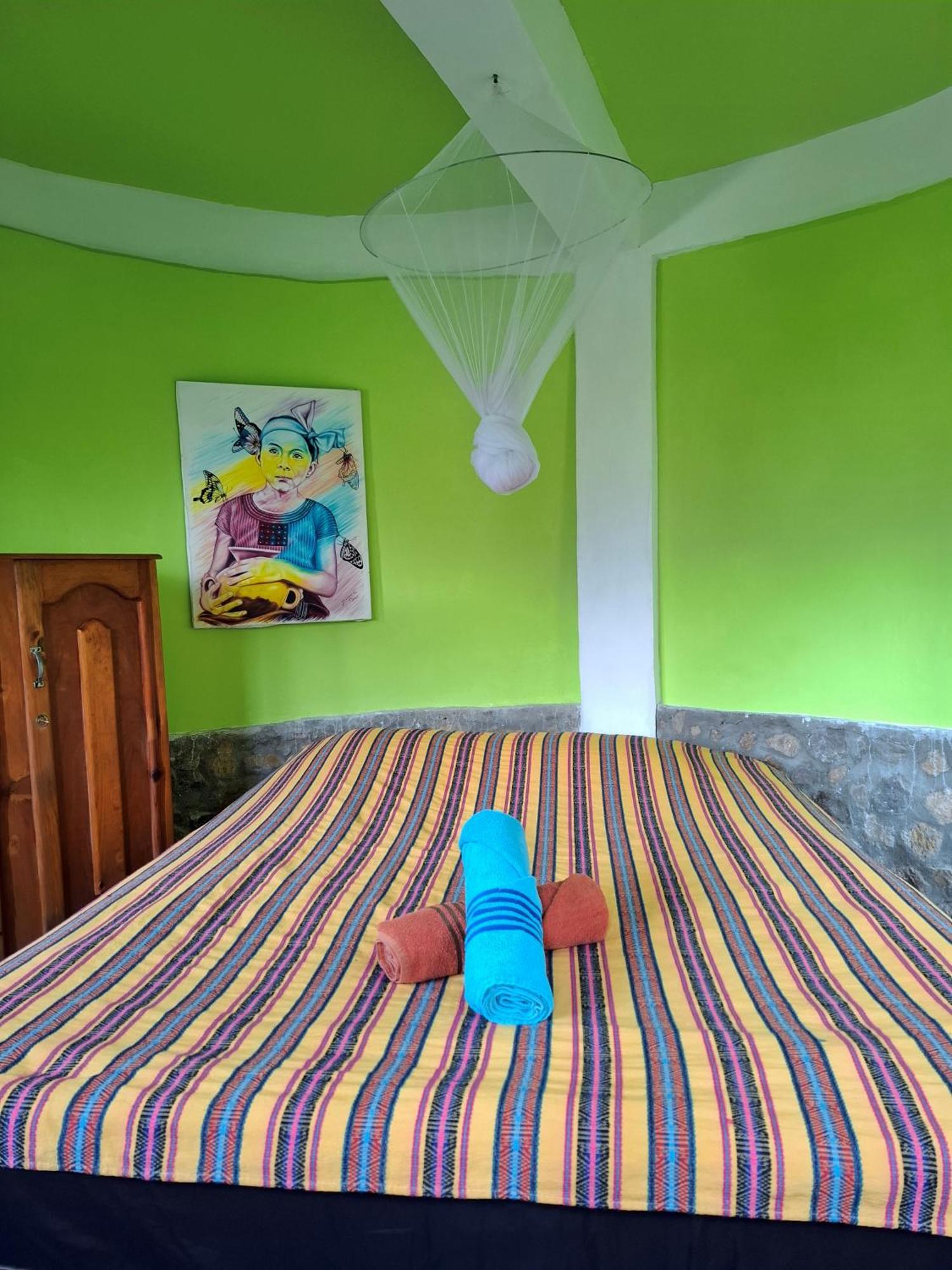 Hotel Eco-hotel Mayachik San Juan La Laguna